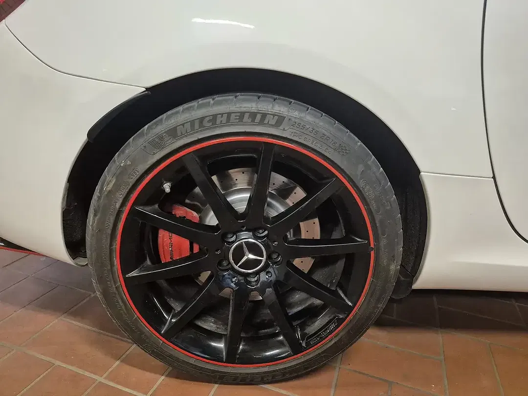 Mercedes-Benz SLC 43 AMG - Thumbnail 8