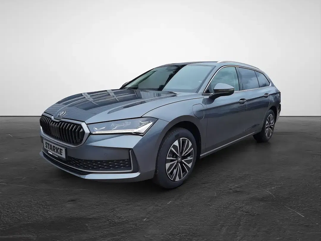 Skoda Superb - Thumbnail 2