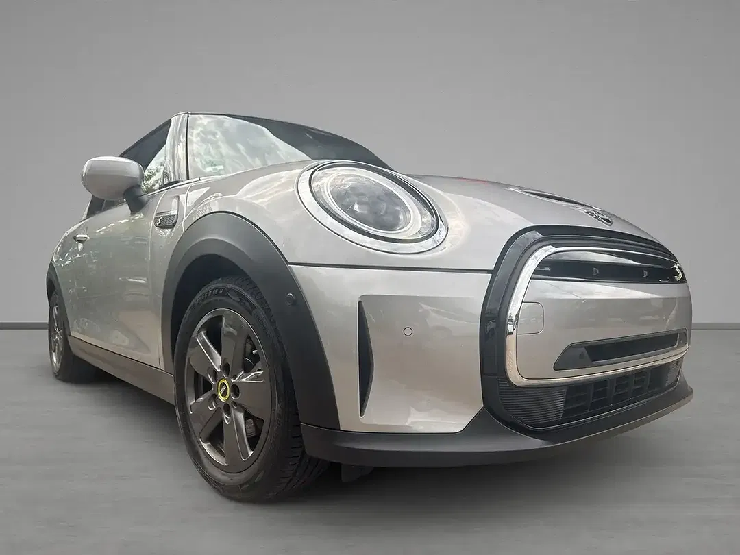 MINI Cooper SE - Thumbnail 13