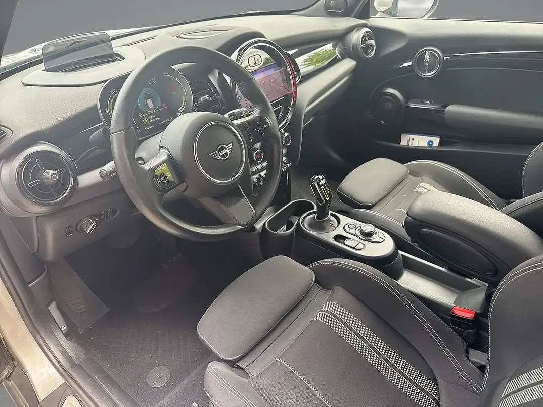 MINI Cooper SE - Thumbnail 14