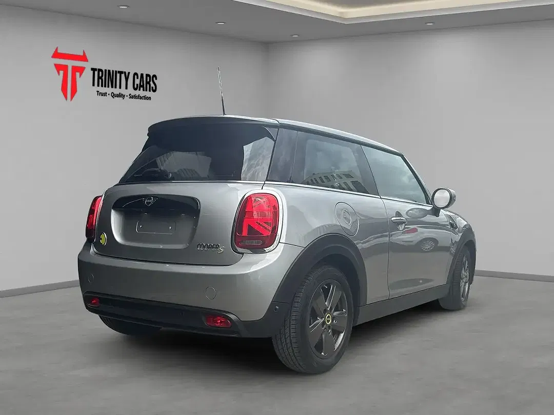 MINI Cooper SE - Thumbnail 7