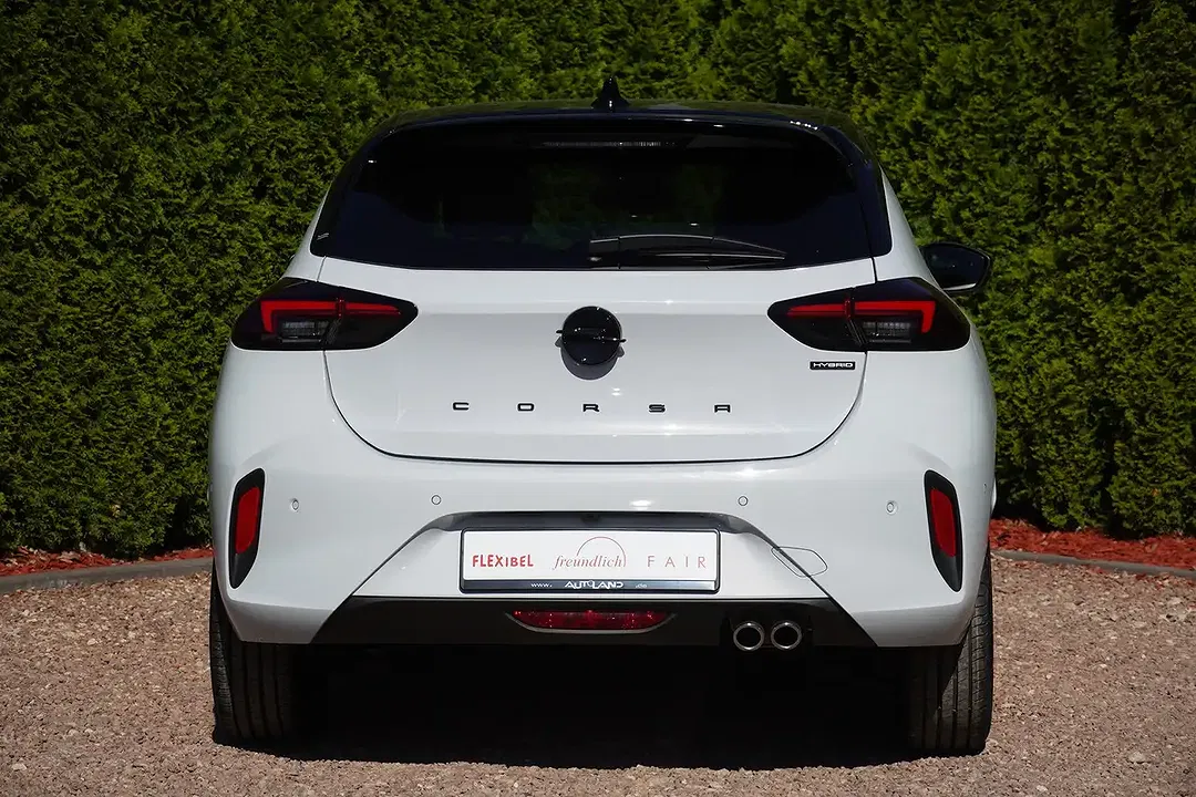 Opel Corsa - Thumbnail 3