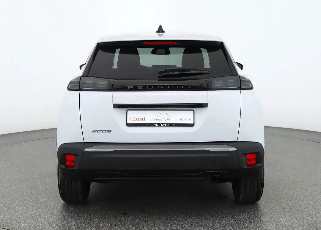 Peugeot 2008 - Thumbnail 3