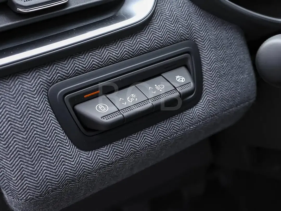 Renault Clio - Thumbnail 13