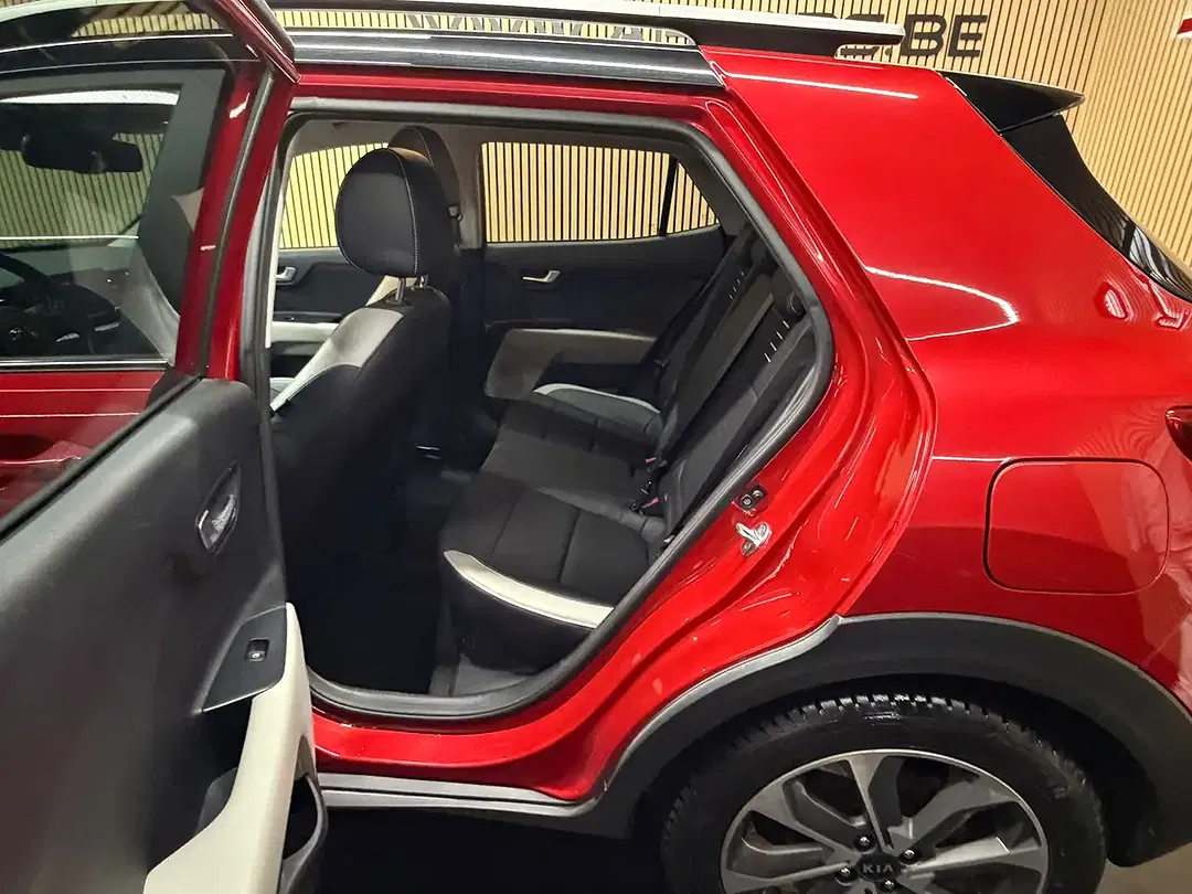 Kia Stonic - Thumbnail 11