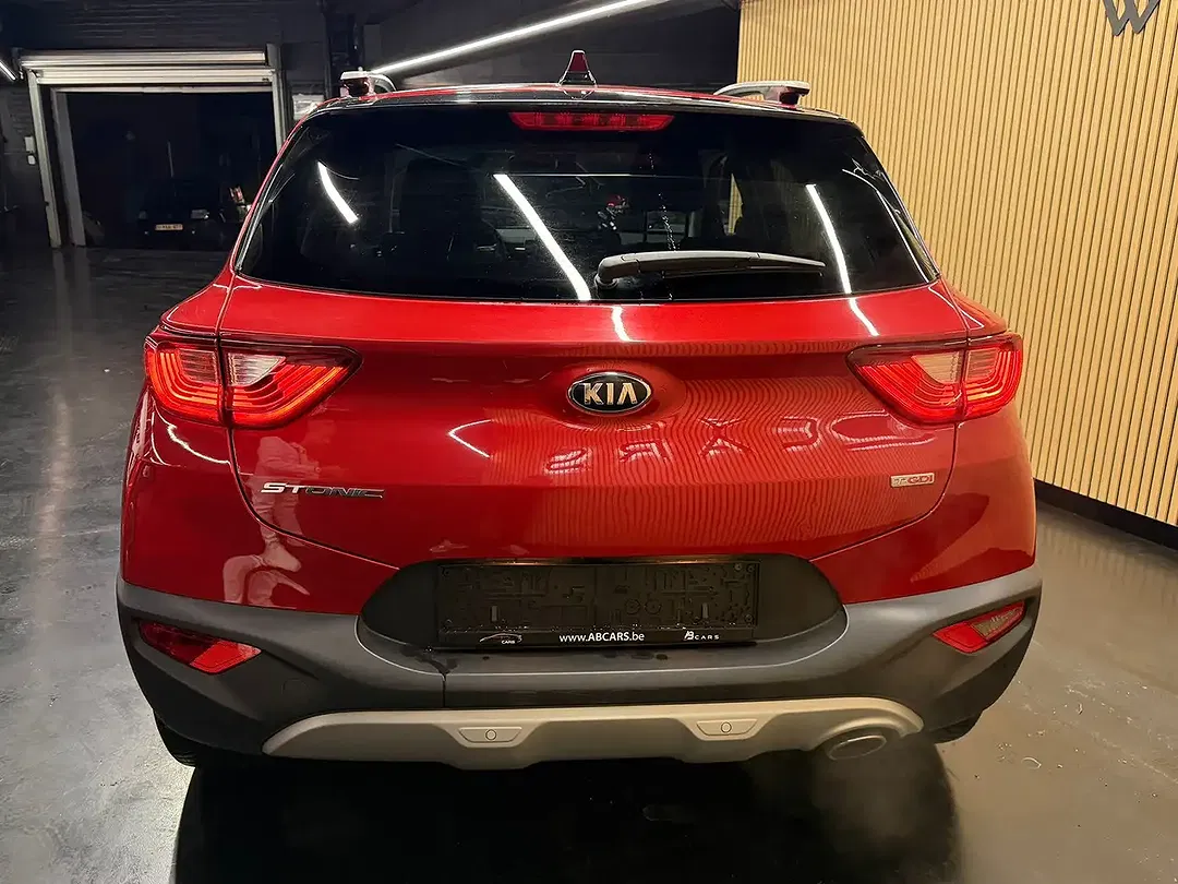 Kia Stonic - Thumbnail 4