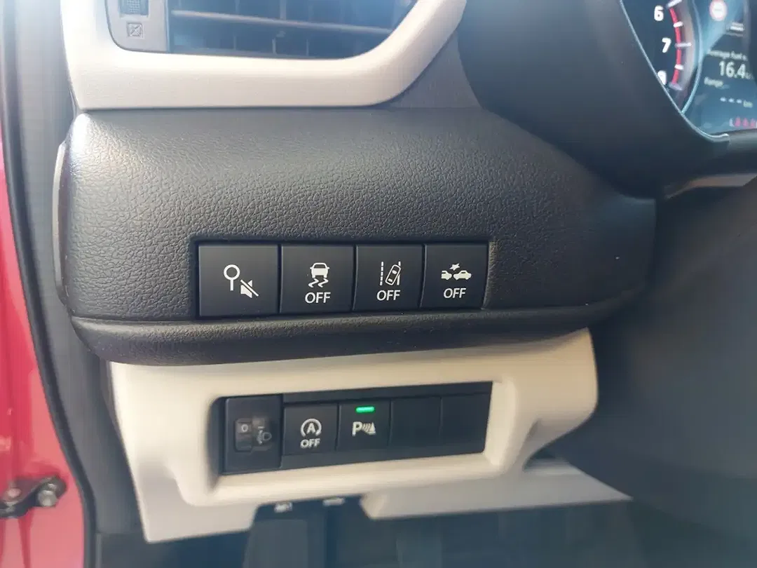 Suzuki Swift - Thumbnail 15