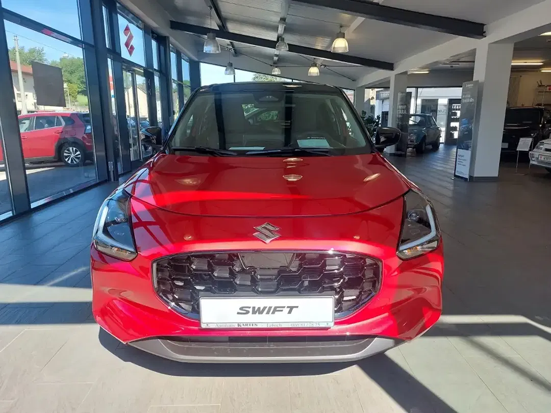 Suzuki Swift - Thumbnail 3