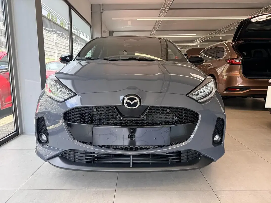 Mazda 2 - Thumbnail 3