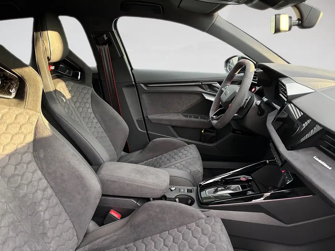 Audi RS3 - Thumbnail 9