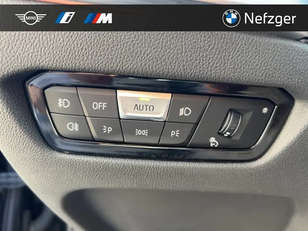 BMW 320 - Thumbnail 18