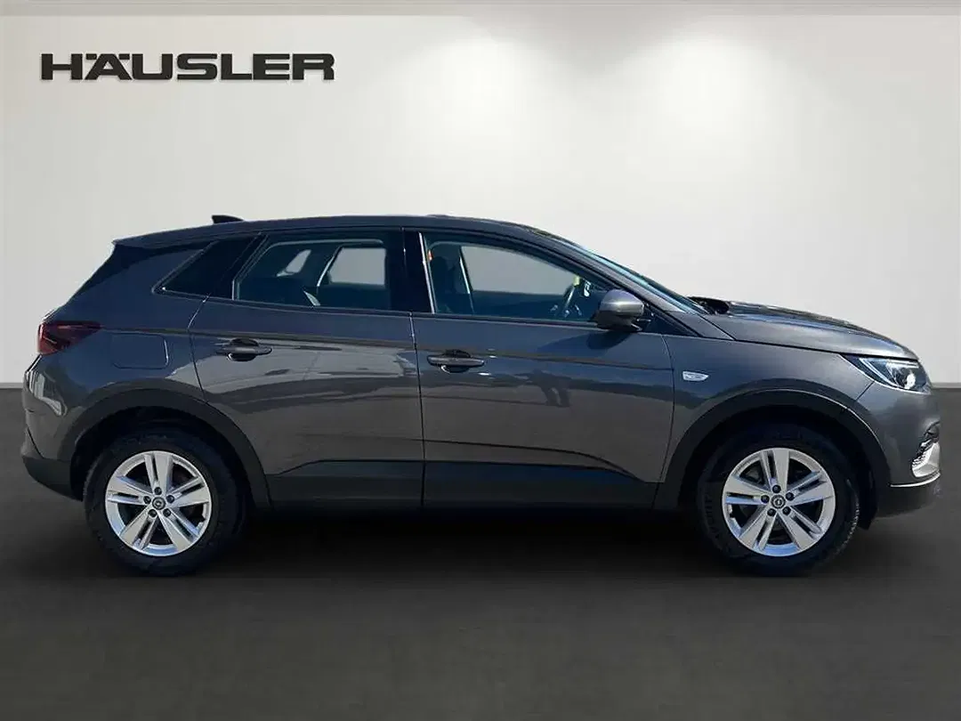 Opel Grandland X - Thumbnail 3