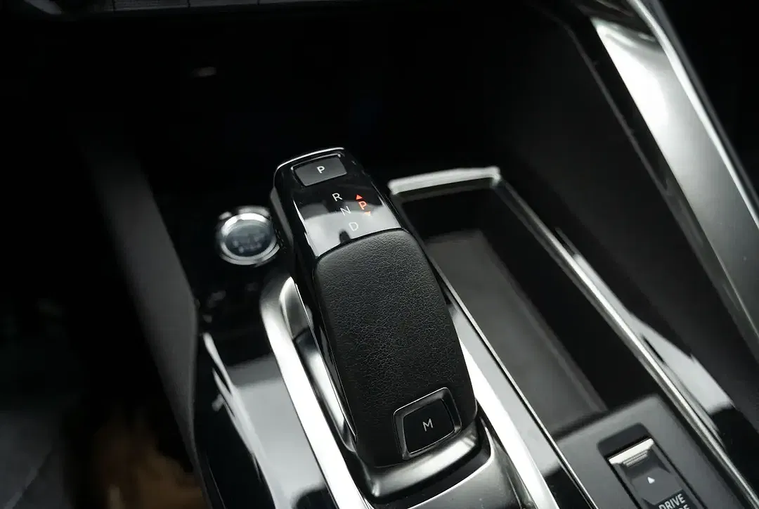 Peugeot 3008 - Thumbnail 10
