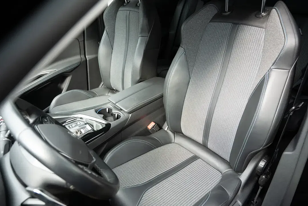 Peugeot 3008 - Thumbnail 6