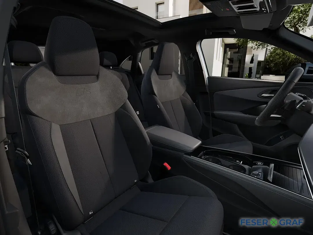 Audi Q3 - Thumbnail 7