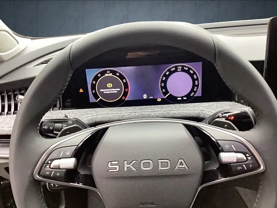 Skoda Superb - Thumbnail 10