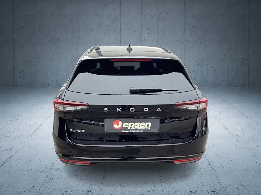 Skoda Superb - Thumbnail 4