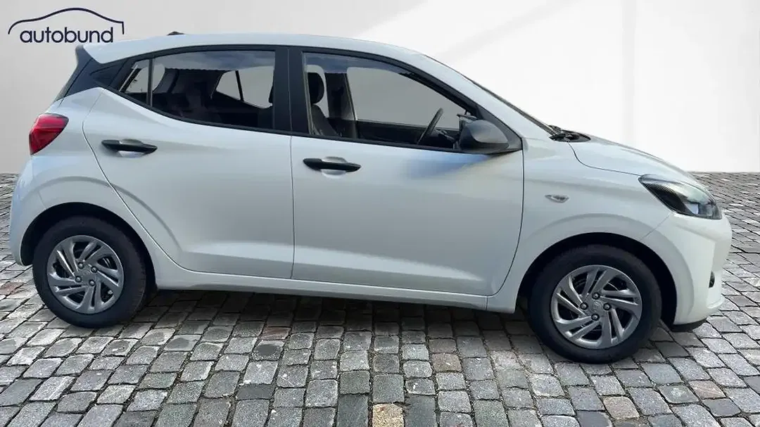 Hyundai i10 - Thumbnail 4