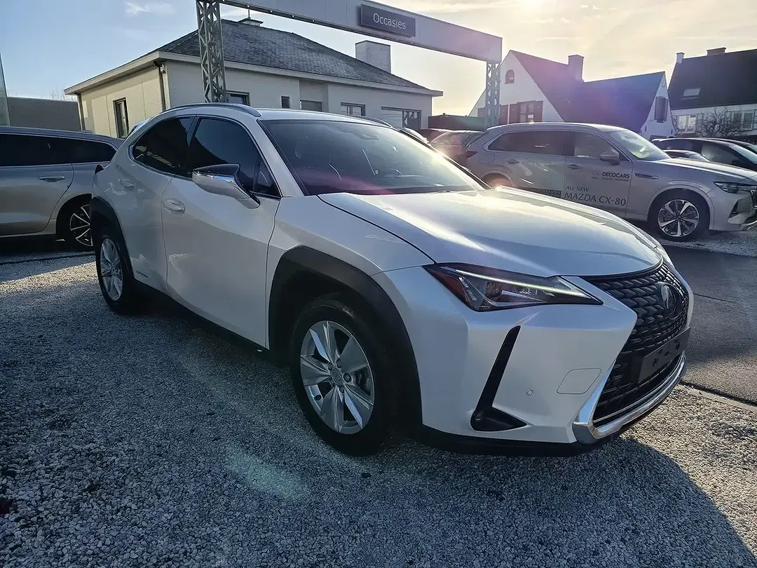 Lexus UX 250h - Thumbnail 4