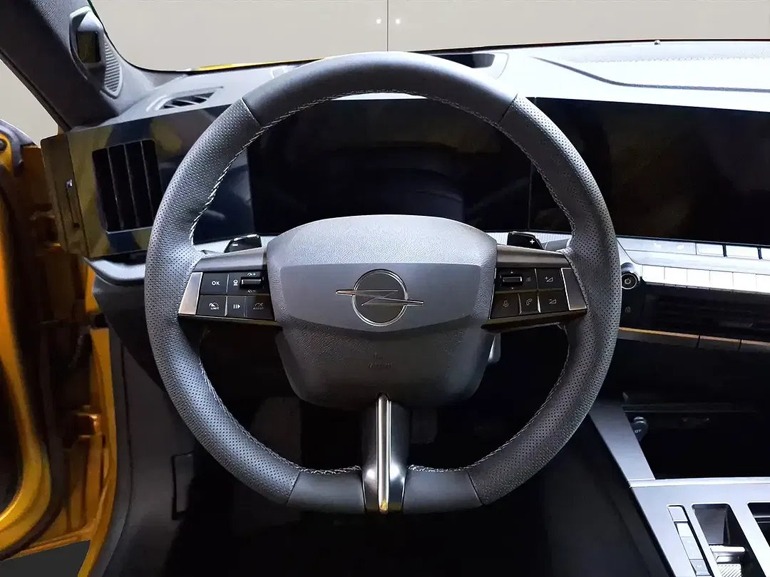 Opel Astra - Thumbnail 9