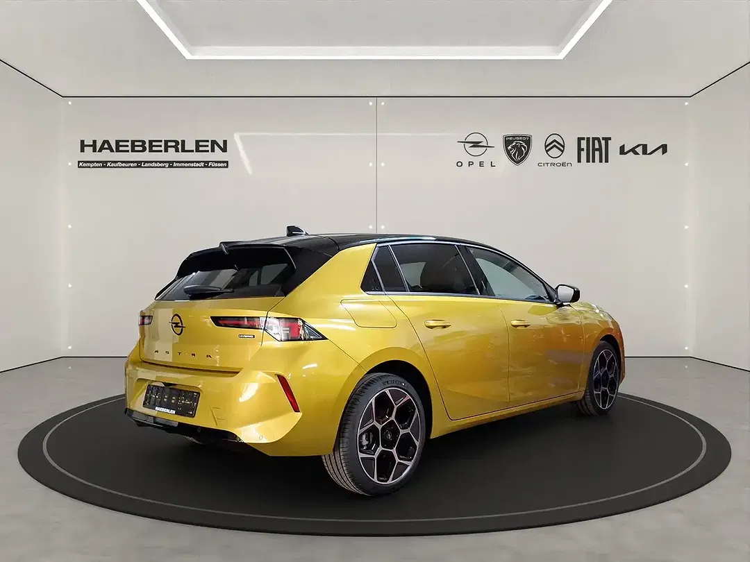 Opel Astra - Thumbnail 5