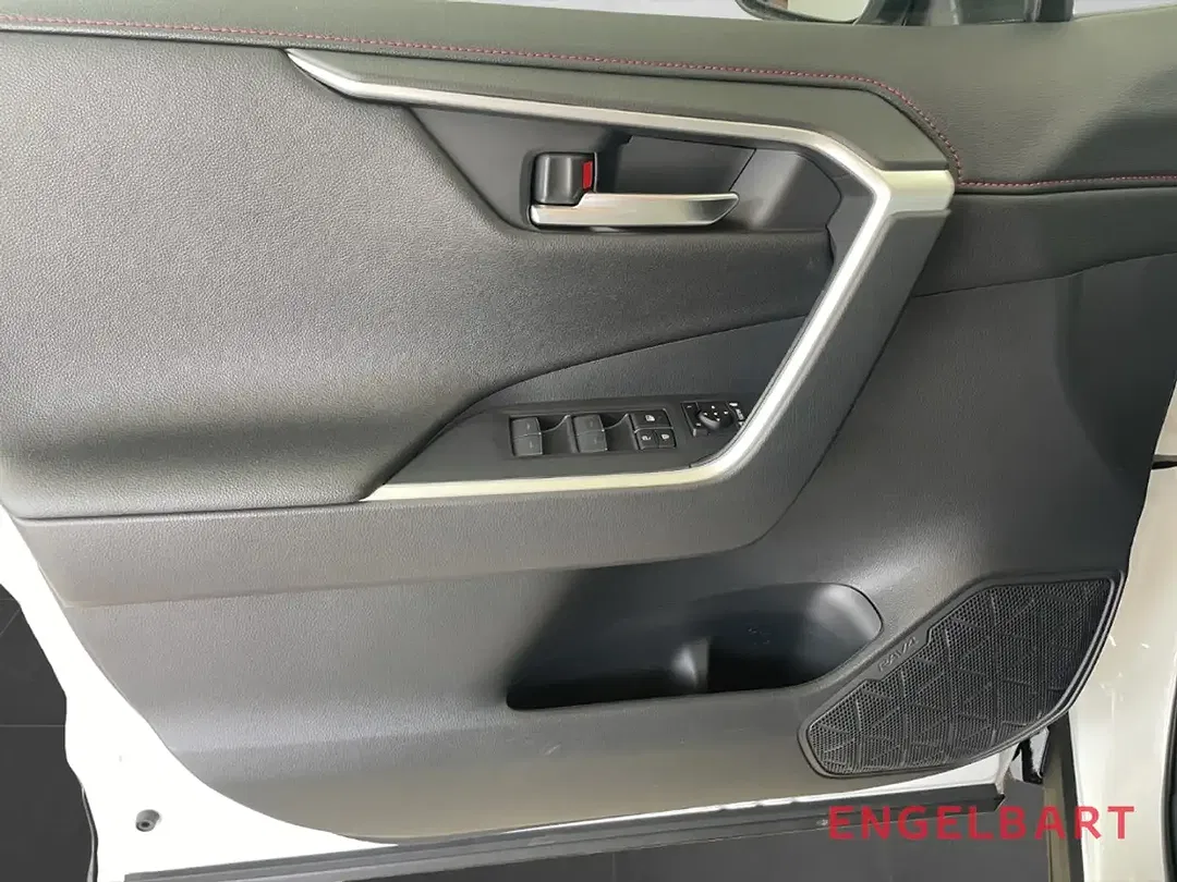 Toyota RAV 4 - Thumbnail 9