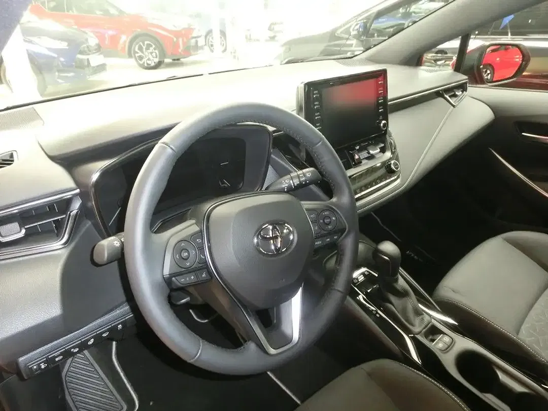 Toyota Corolla - Thumbnail 10