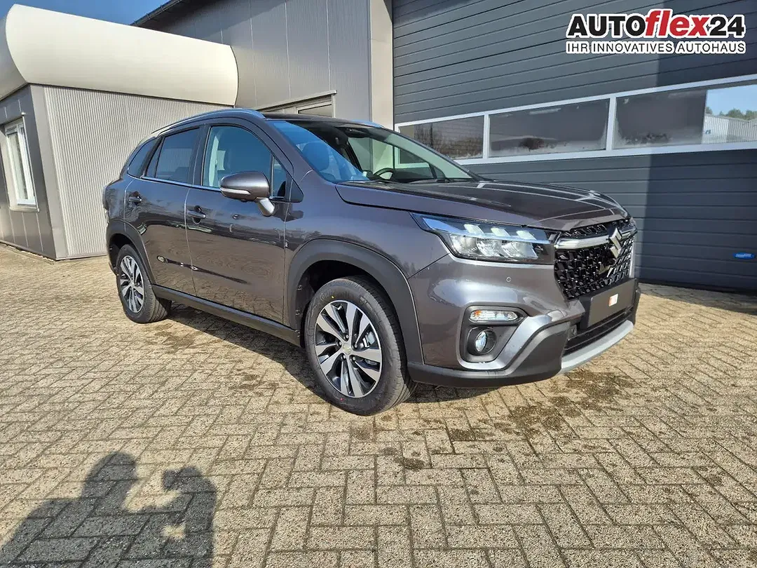 Suzuki S-Cross - Thumbnail 6