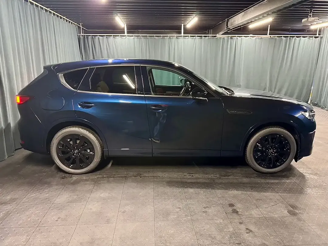 Mazda CX-60 - Thumbnail 4