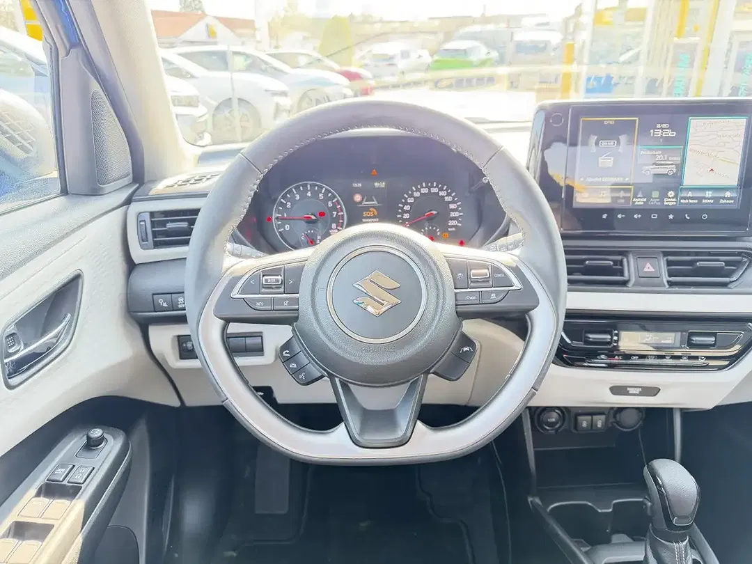 Suzuki Swift - Thumbnail 15