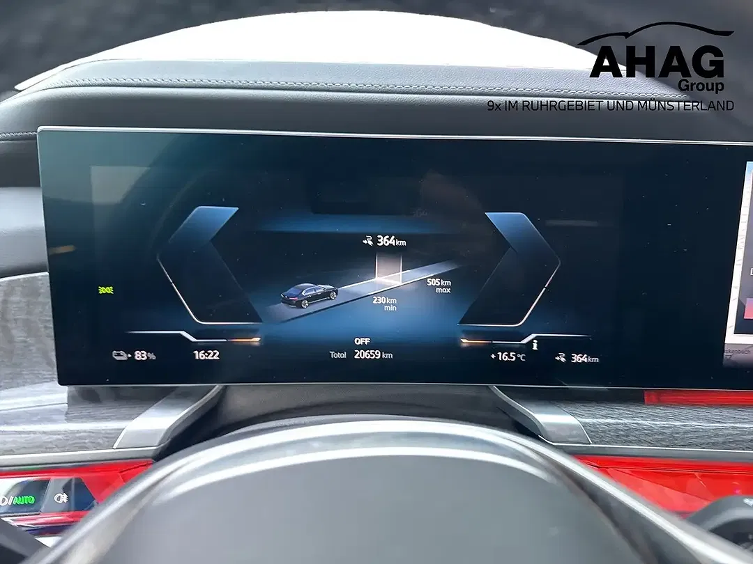 BMW i7 - Thumbnail 6