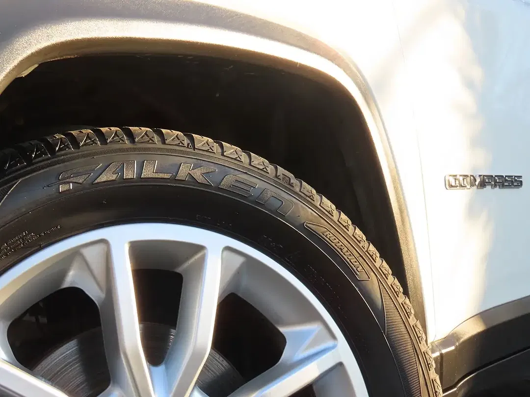 Jeep Compass - Thumbnail 12