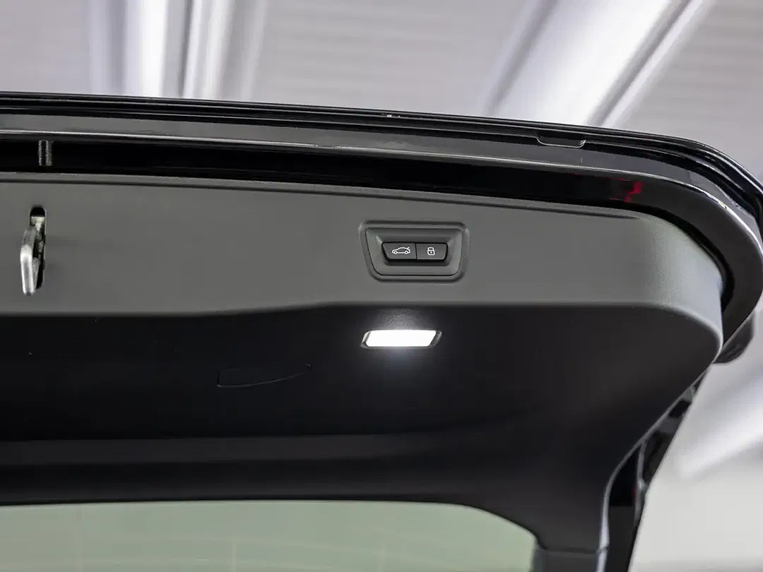BMW 530 - Thumbnail 13