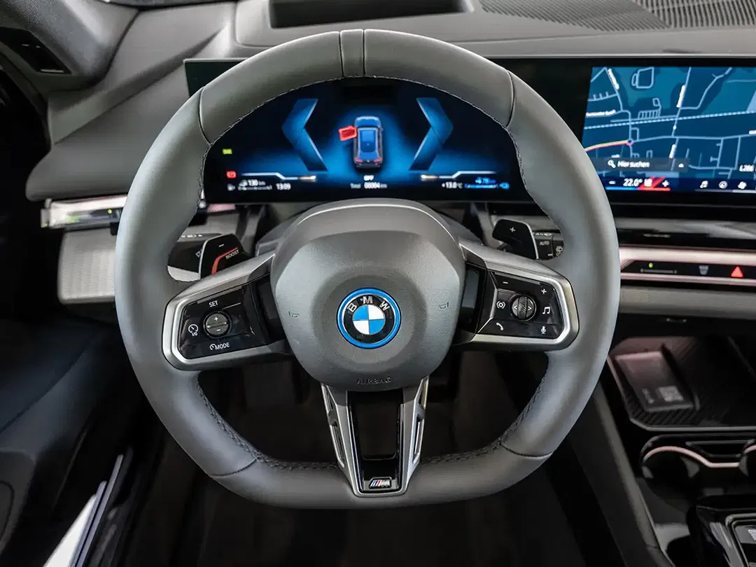 BMW 530 - Thumbnail 14