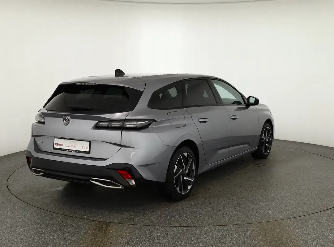Peugeot 308 - Thumbnail 4