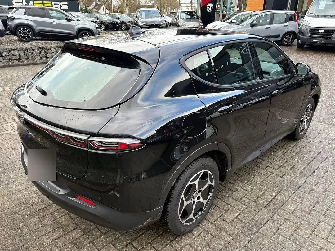 Alfa Romeo Tonale - Thumbnail 2