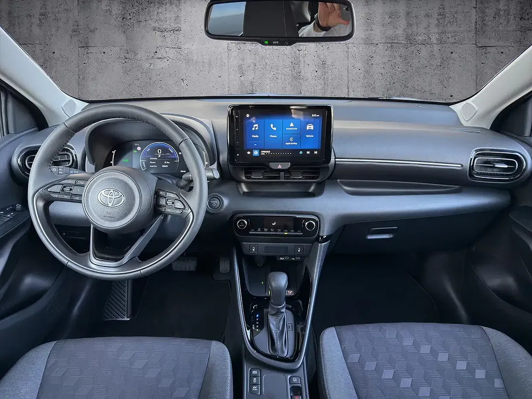 Toyota Yaris - Thumbnail 13