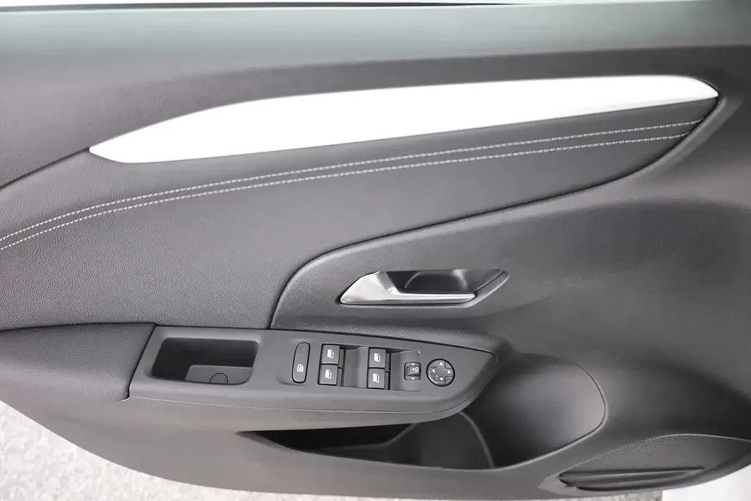Opel Corsa - Thumbnail 21