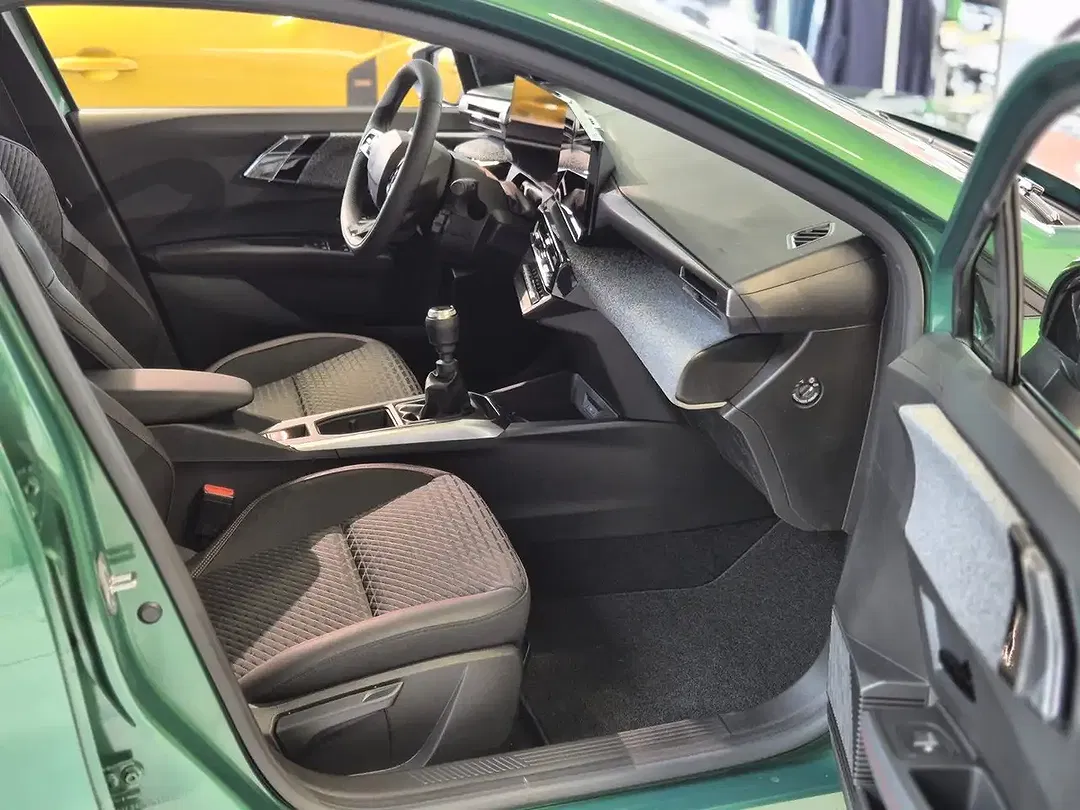 Renault Clio - Thumbnail 11
