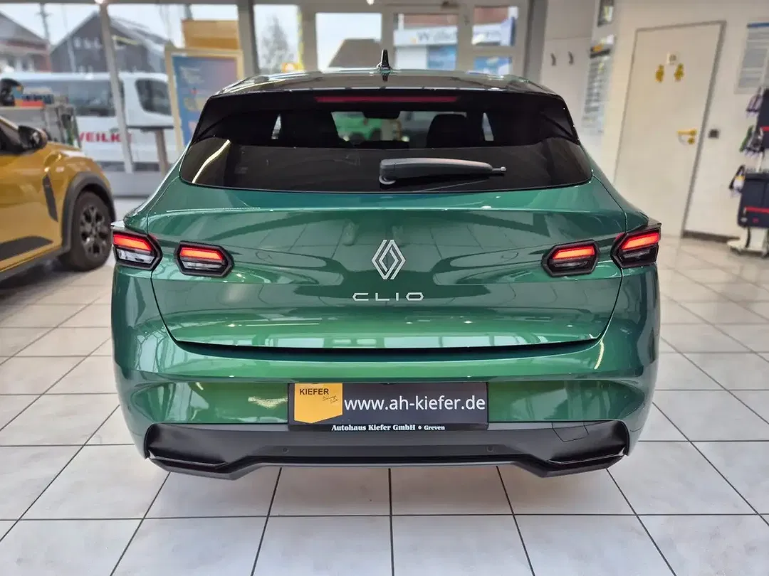 Renault Clio - Thumbnail 5