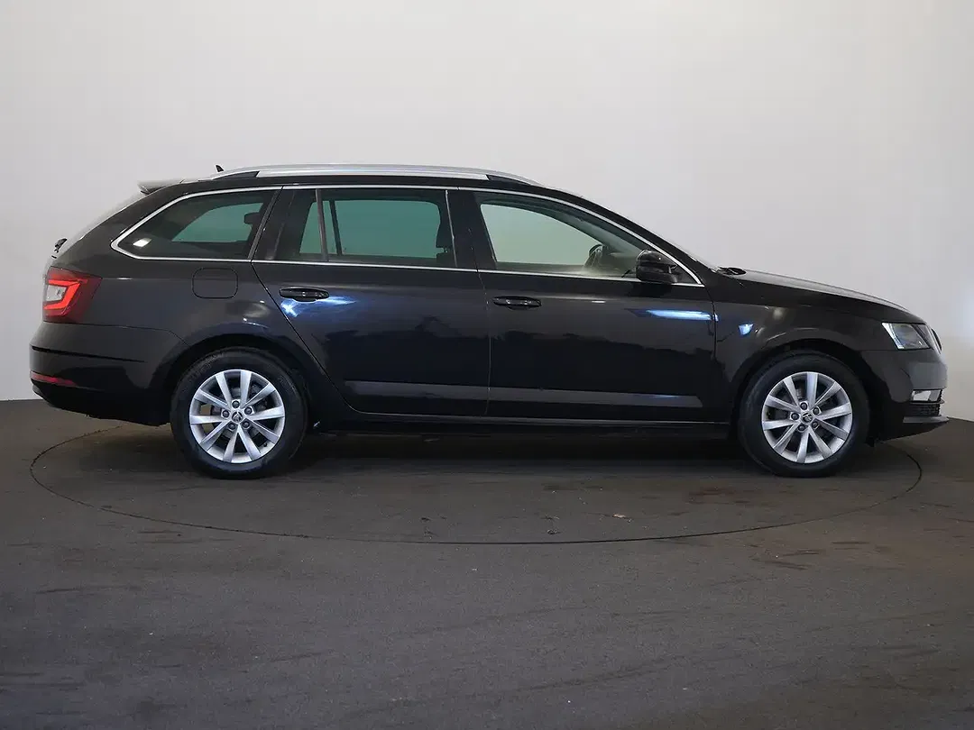 Skoda Octavia - Thumbnail 4