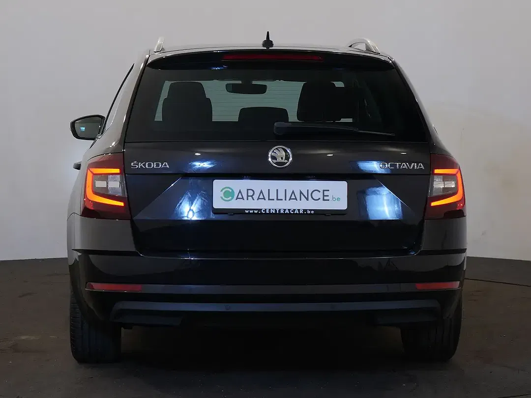 Skoda Octavia - Thumbnail 6