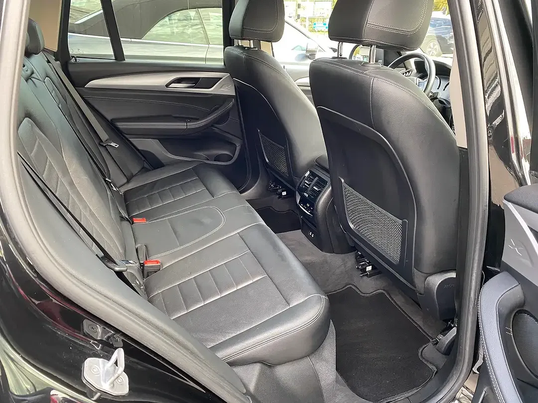 BMW X3 - Thumbnail 6
