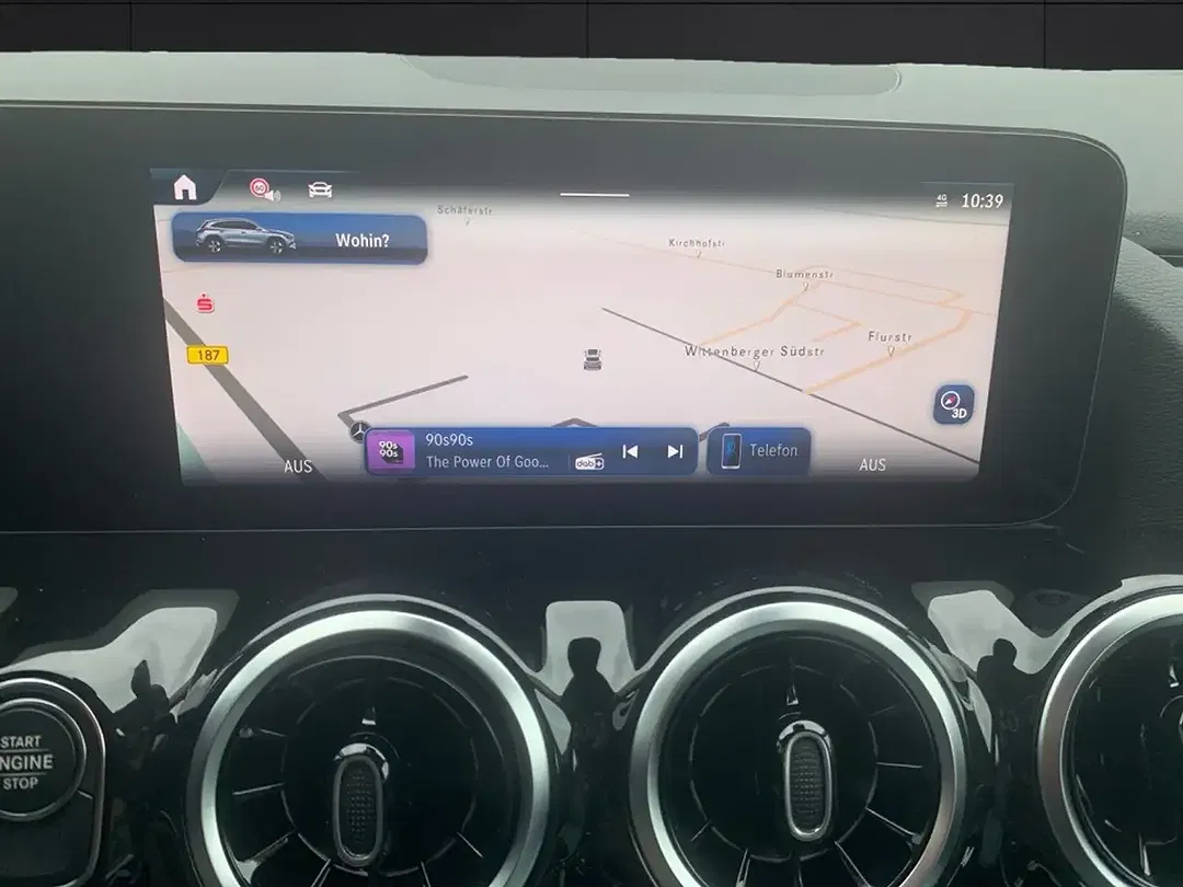 Mercedes-Benz GLA 250 - Thumbnail 10