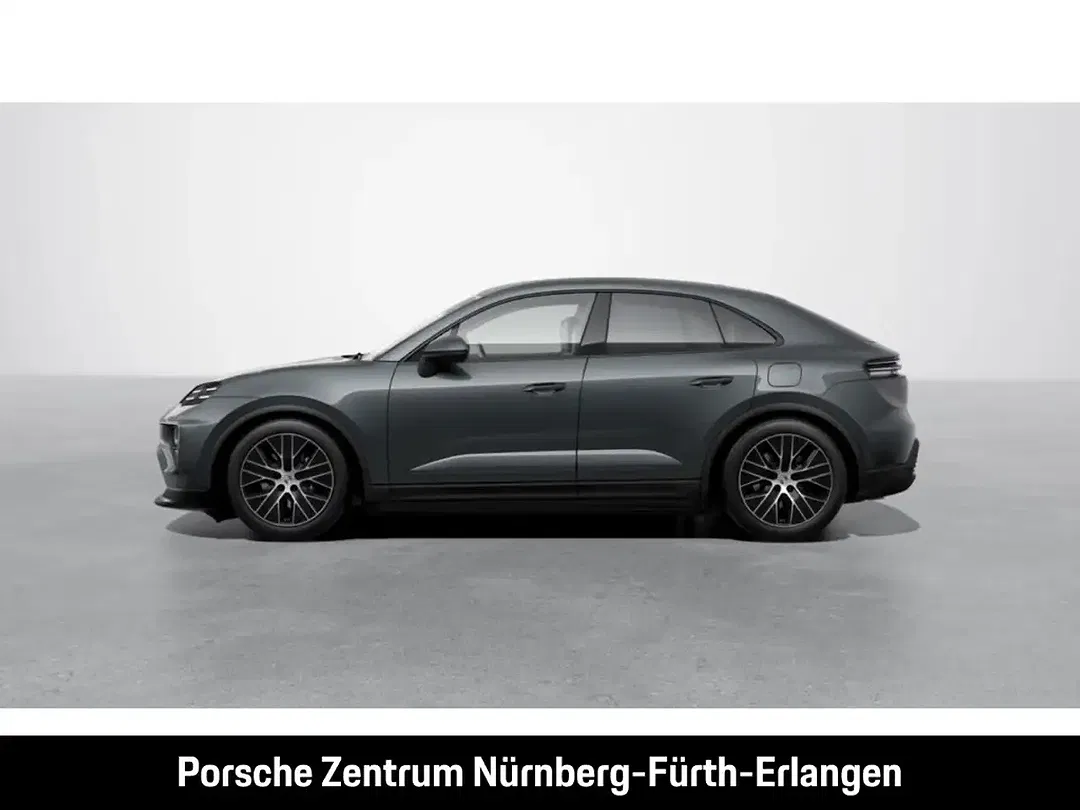Porsche Macan - Thumbnail 2