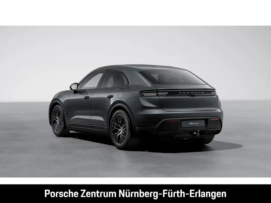 Porsche Macan - Thumbnail 3