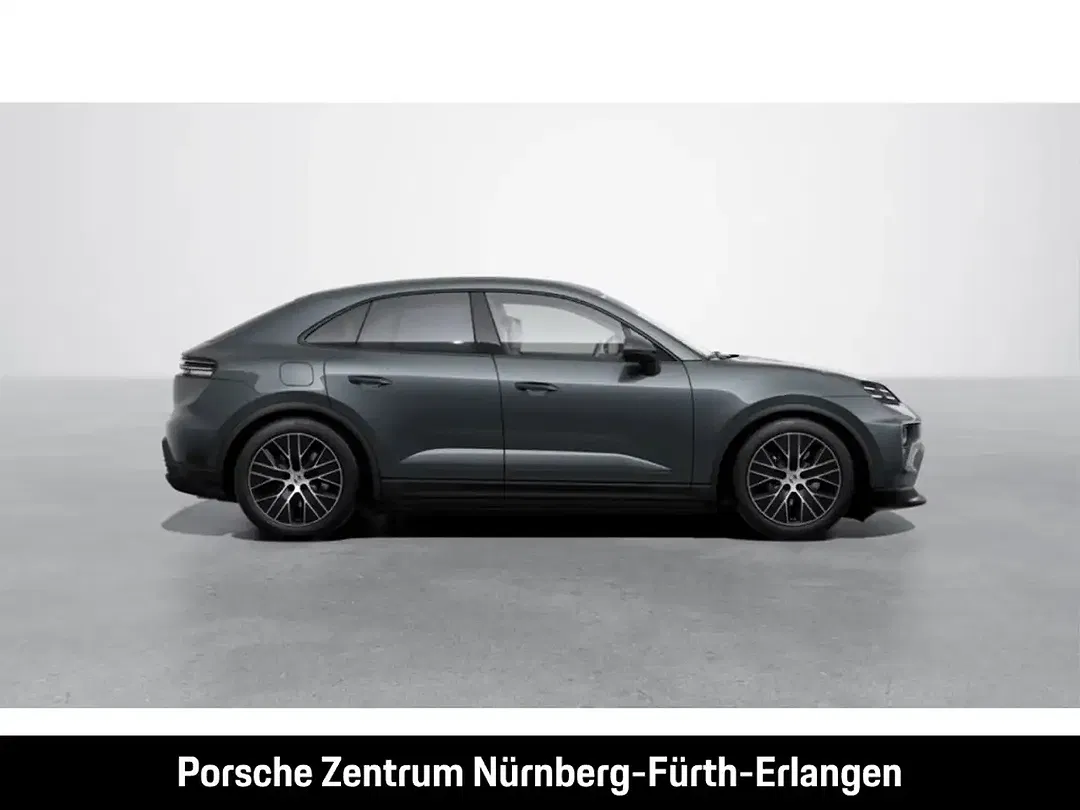Porsche Macan - Thumbnail 6