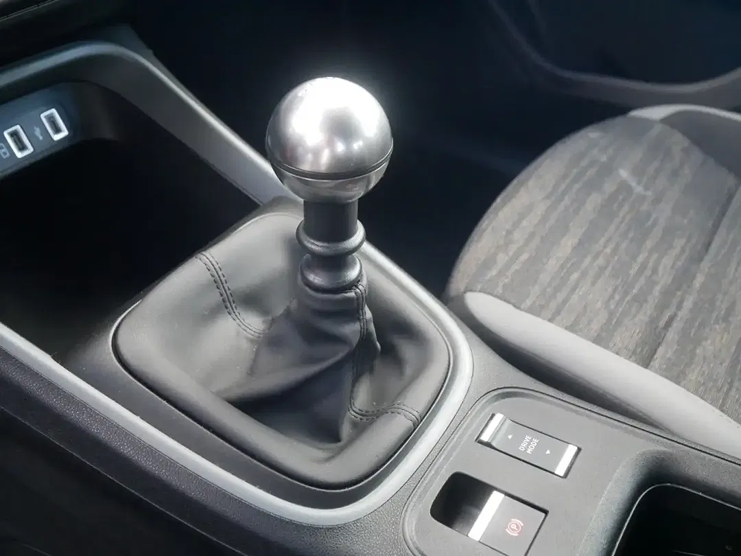 Jeep Avenger - Thumbnail 10