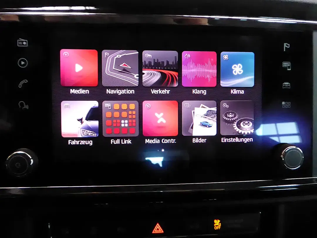 SEAT Ateca - Thumbnail 15