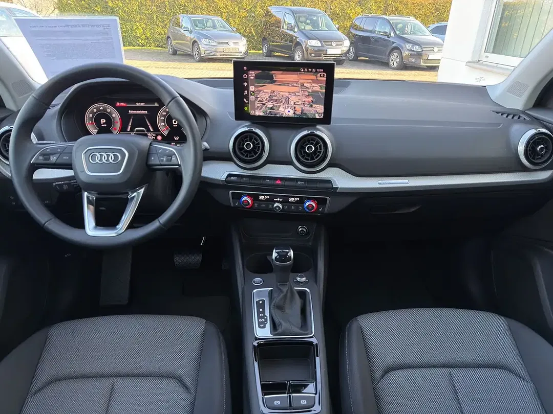 Audi Q2 - Thumbnail 17